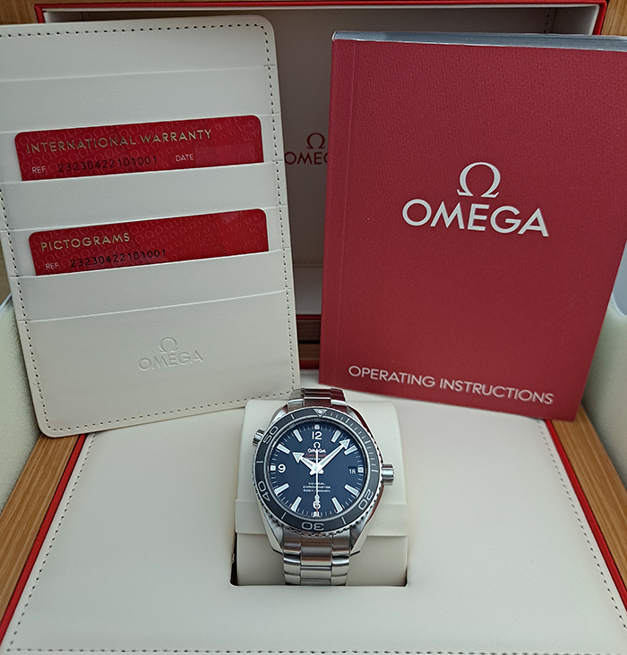 Omega Seamaster Planet Ocean Co-Axial Wristwatch Ref. 232.30.42.21.01.001